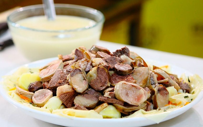 哈萨克斯坦-美食介绍